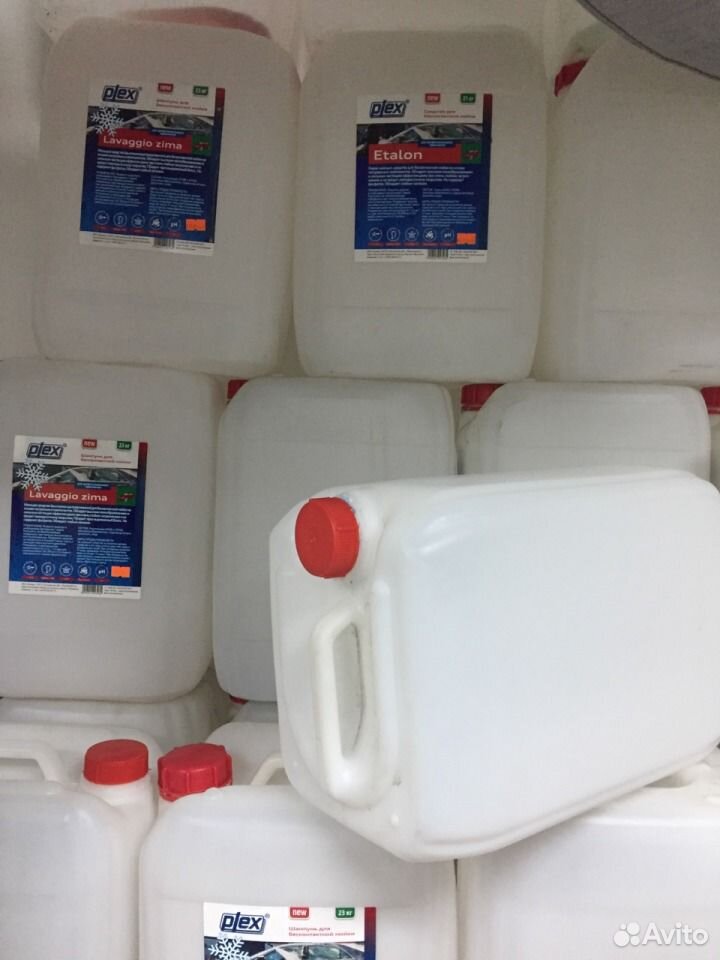 Канистра для бензина пластиковая. Канистра пищевая 20 литров. Канистра 10 дм3 mono (белый; 02. Успех 20 литров. 20 литров на 100.