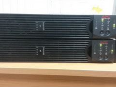 Apc smart 2000va. APC 2000 Smart ups. ИБП APC 2000 XLI. ИБП APC Smart ups 2000va батареи. APC ups 6000.