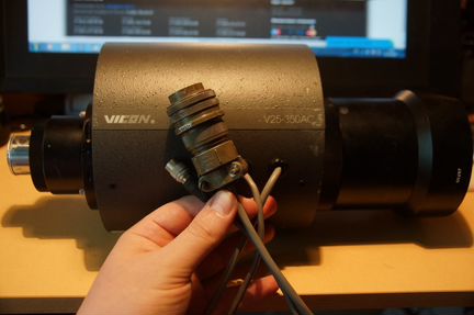 Vicon V25 - 350 AC камера видеонаблюдения 25-350mm