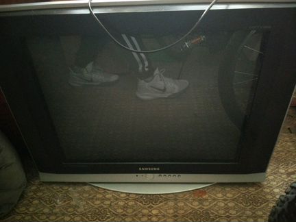 Телевизор SAMSUNG кинескопный