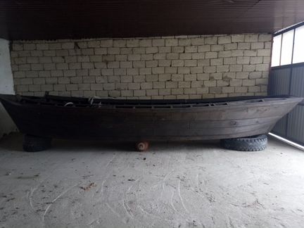Лодка. деревянная байда