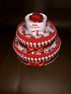 Тортик из Киндеров, сладостей