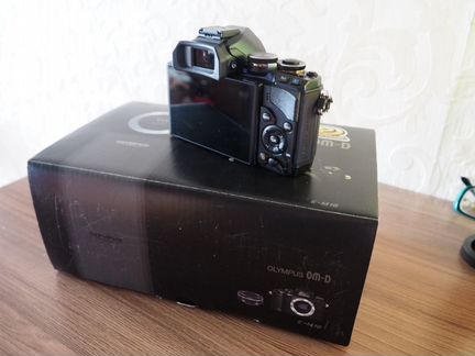 Новый системный фотоапарат Olympus OM-D E-M10 Body