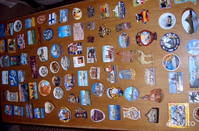 Коллекция магнитиков