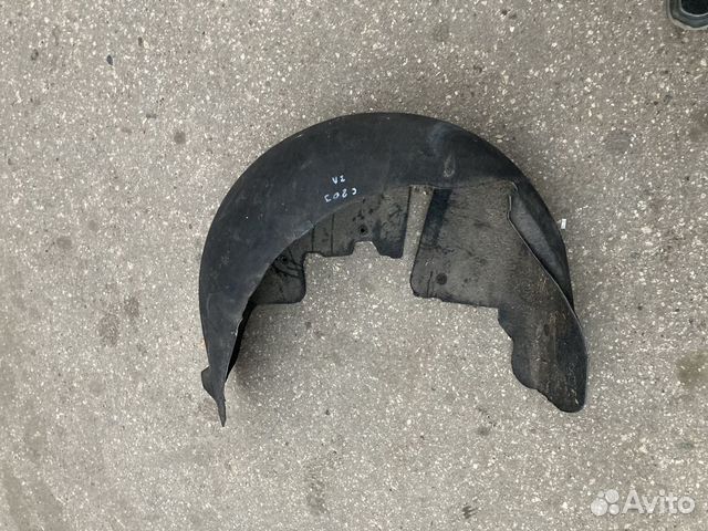 Подкрылок задний левый Mercedes-Benz W203