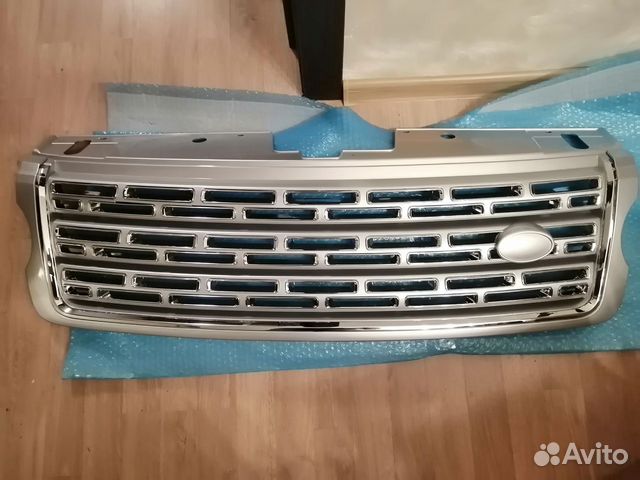 Решетка радиатора Range Rover рестайлинг в 19 год