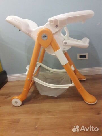 Стульчик для кормления cam