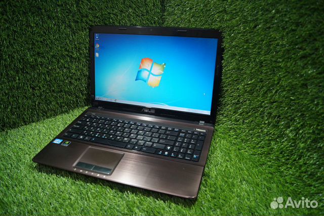 Металлический Asus для игр и работы