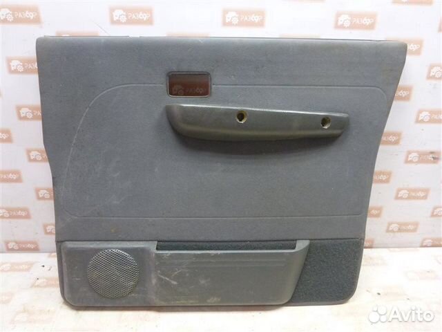 Обшивка двери передняя правая Hyundai Galloper