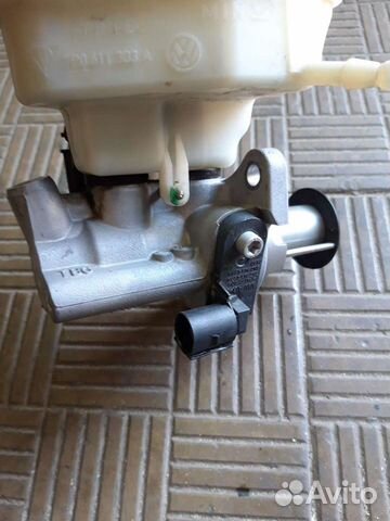 Главный тормозной цилиндр Porsche cayenne 958