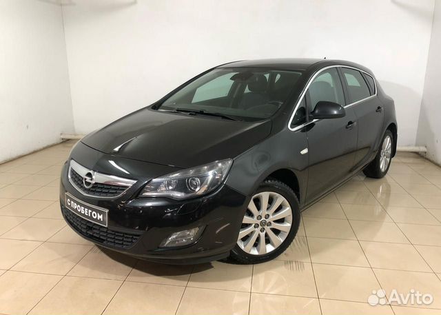 Opel Astra `2011