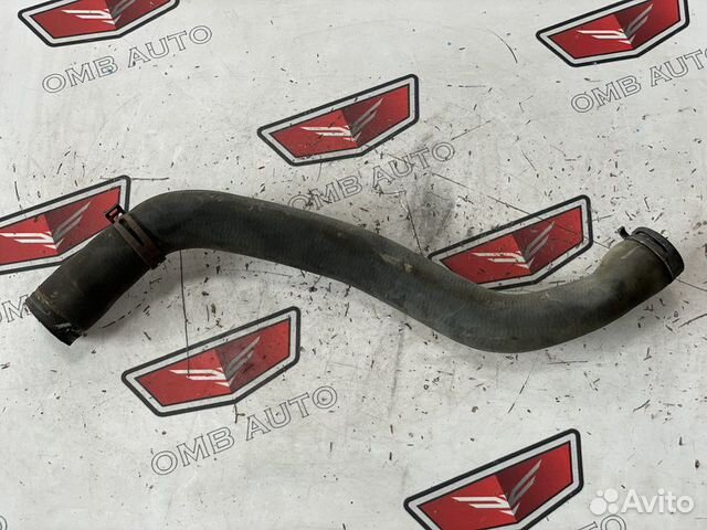 Патрубок радиатора верхний Опель Астра J