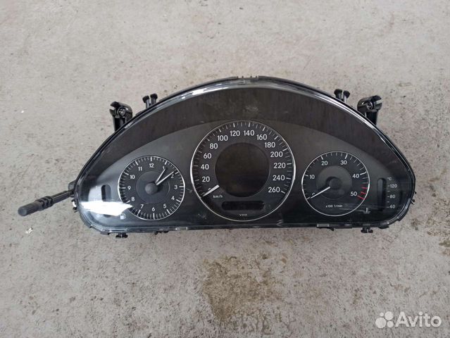 Щиток приборов Mercedes W211 дизель