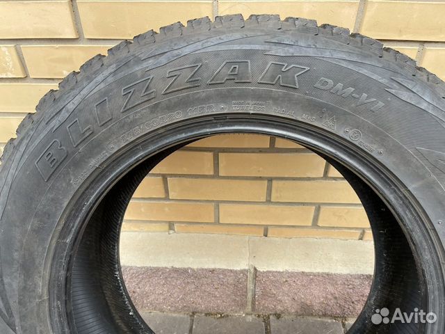 Bridgestone Blizzak DM-V1 275/60 R20, 2 шт