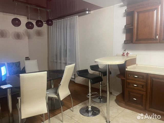 

2-к. квартира, 90 м², 2 кровати