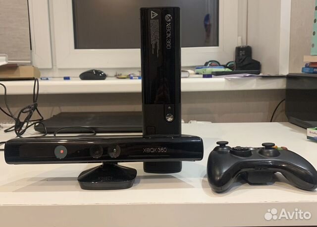 Xbox 360 прошитый на диски + джойстик + Kinekt