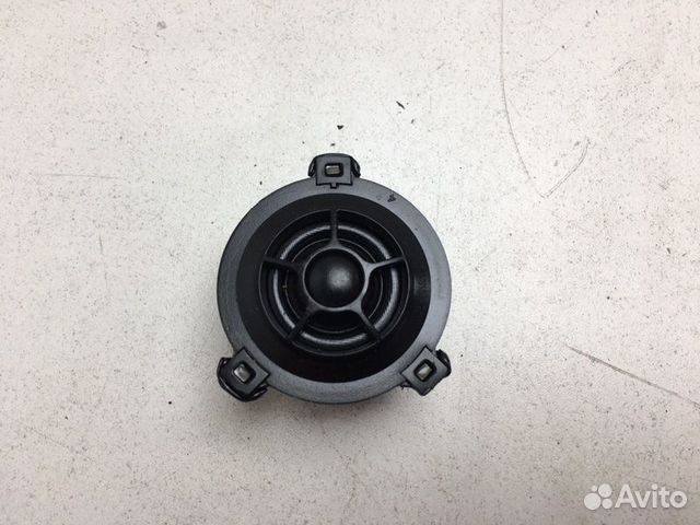 Динамик задний правый Volkswagen Touareg 3 CR 3.0