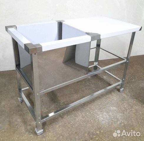 Стол с мойкой из нержавейки