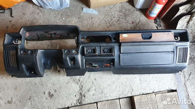 Торпедо сиденья коврики пола на волгу 3102