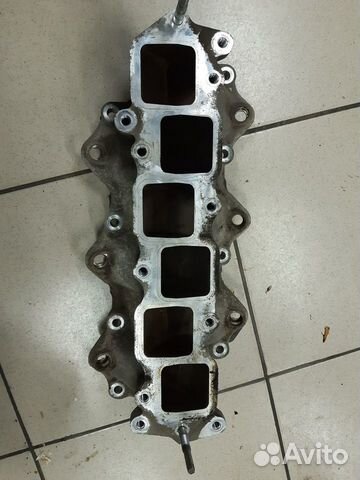 Коллектор впускной Infiniti QX70