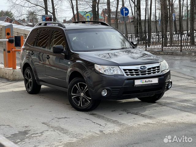 Subaru Forester 2.0 AT, 2012, 107 000 км