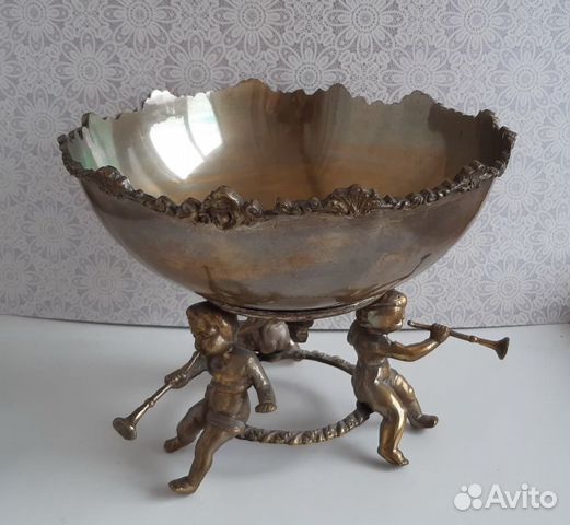 Антикварная ваза для фруктов 