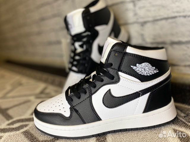 Кроссовки nike air jordan 1