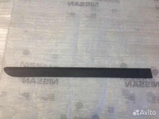 Молдинг задней правой двери Volvo XC90