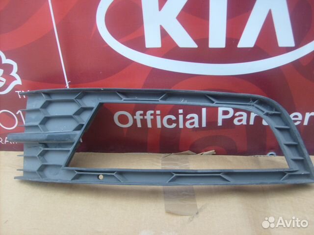 Skoda Octavia A7 накладка птф прв лев 13-17г Skoda Octavia A7 накладка птф прв лев 13-17г