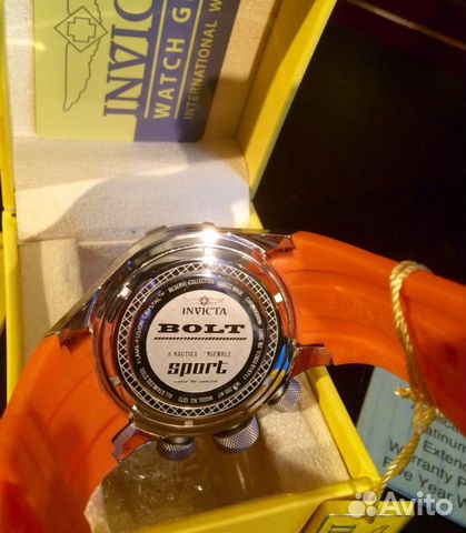Швейцарские часы Invicta Bolt