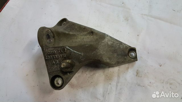 Кронштейн опоры АКПП правый a8 d2 audi 4d0399114ab