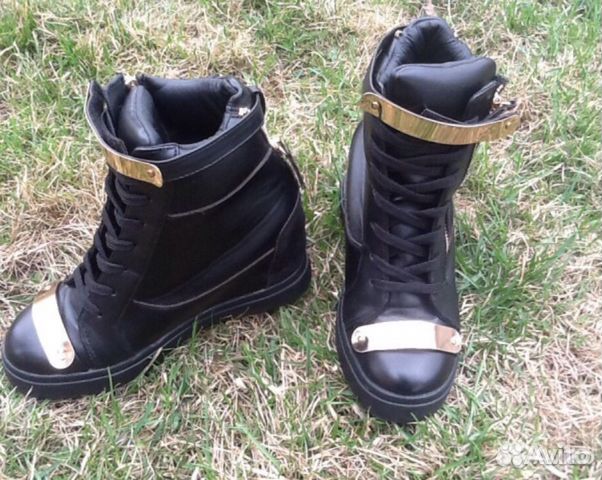 Сникерсы Giuseppe zanotti (кеды на танкетке) Сникерсы Giuseppe zanotti (кеды на танкетке)