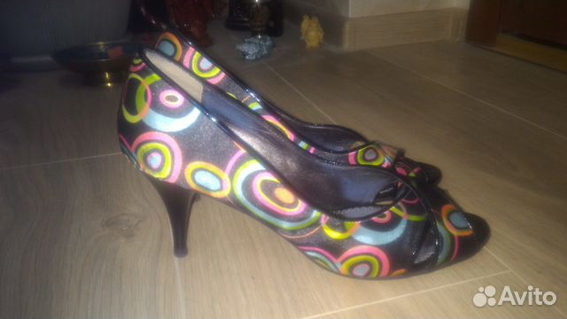 Атласные туфли на каблуке р.37