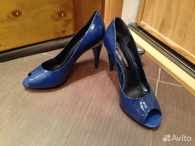 Новые синие туфли Терволина