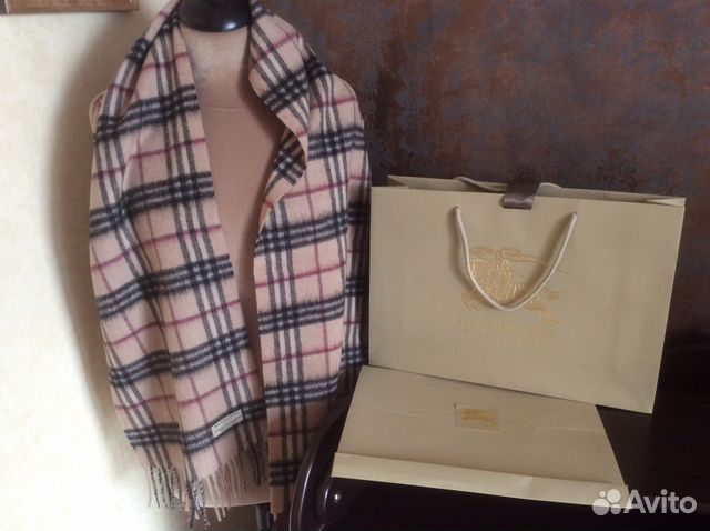 Новый шарф Burberry оригинал Новый шарф Burberry оригинал