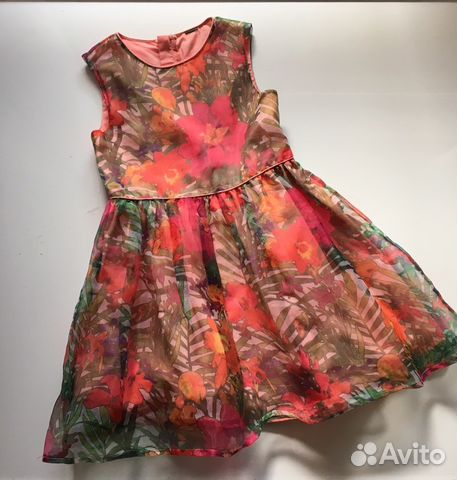 Платья на девочку 5-6лет