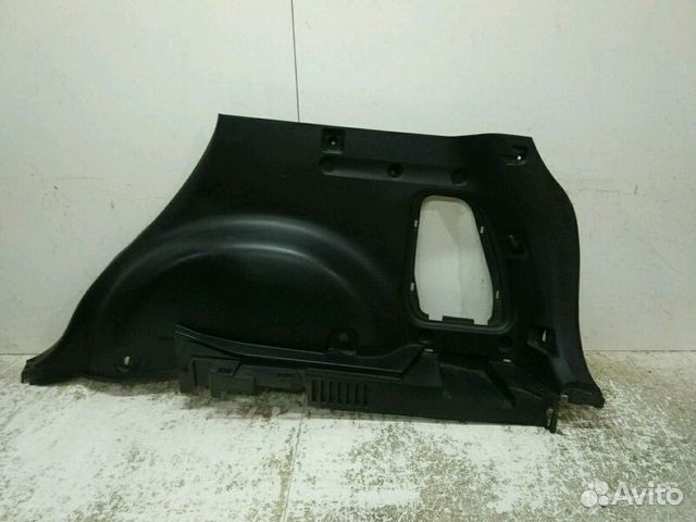 Обшивка багажника Toyota Rav4 40 правая