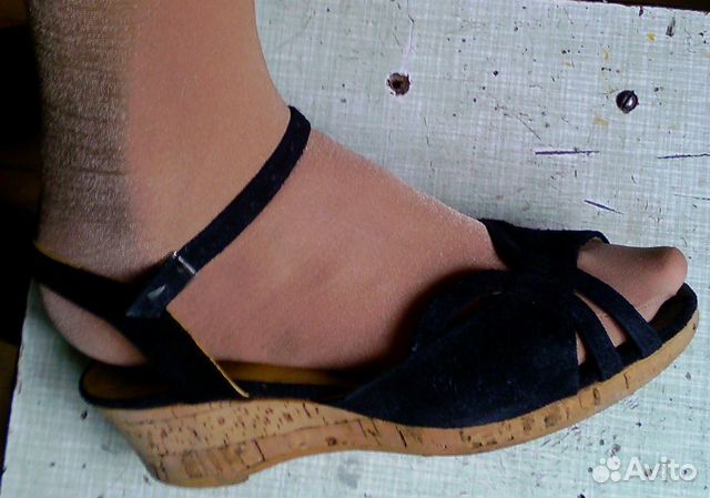 Босоножки черные, ремни, сумки