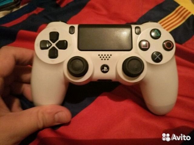 Оригинальный джойстик Dualshock 4 белый Оригинальный джойстик Dualshock 4 белый