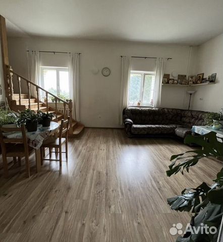 

4-к. дом, 180 м²