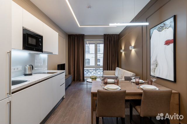 

2-к. квартира в апарт-отеле, 57 м², 9/9 эт.