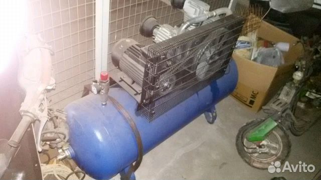 Воздушный компрессор Воздушный компрессор