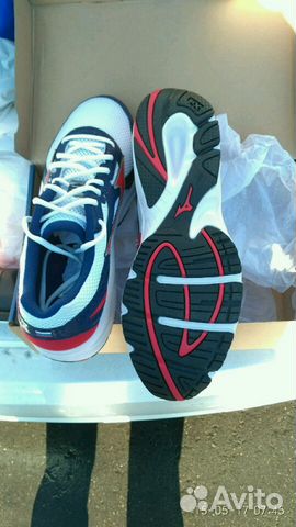 Кроссовки Mizuno 38 Кроссовки Mizuno 38