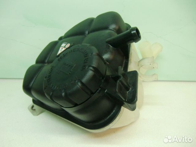 Бачок расширительный Mercedes W166 ML/GL/GLE Бачок расширительный Mercedes W166 ML/GL/GLE