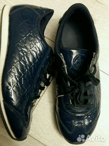 Кроссовки new balance,armani листаем Кроссовки new balance,armani листаем