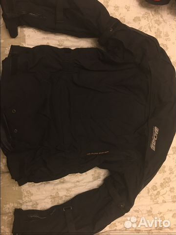 Продам куртку Buse Продам куртку Buse