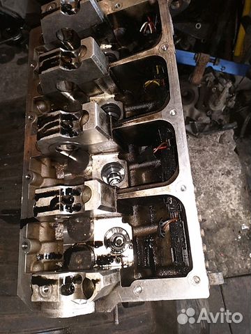 Audi/VW 1,9TDI гбц 038103373B распредвал
