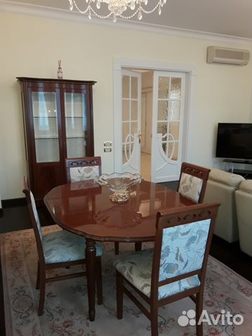 4-к квартира, 189.9 м², 4/8 эт.