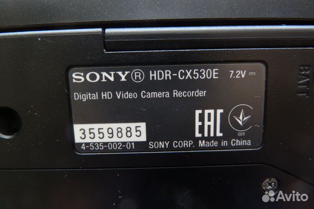 Видеокамера Sony HDR-CX530E