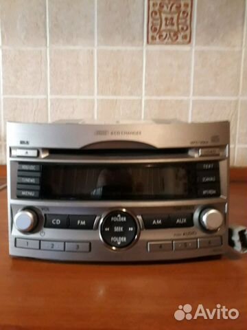Штатная автомагнитола на субару